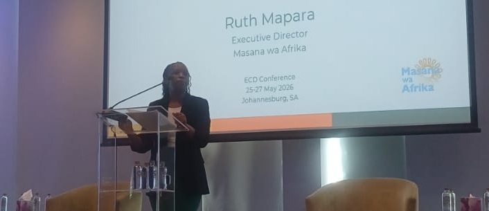 ruth-mapara-masana-wa-afrika-executive-director-closing-address Masana wa Afrika Executive Director Ruth Mapara at the podium delivering closing remarks at the ECD Conference in Johannesburg.